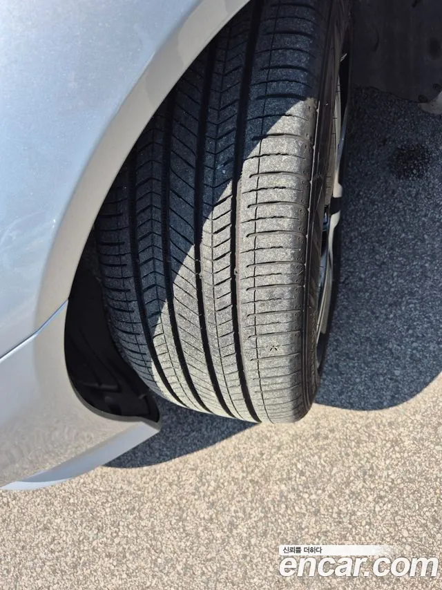 Mercedes-Benz S-Class 2011 thumb 7