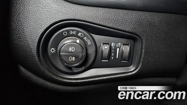Jeep Renegade 2019 thumb 2