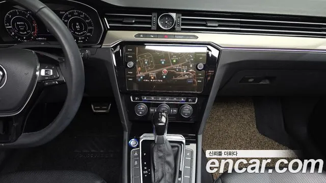 Volkswagen Arteon 2019 thumb 6