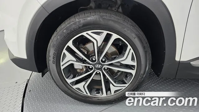Hyundai Santa Fe 2019 thumb 11