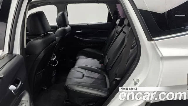 Hyundai Santa Fe 2019 thumb 4