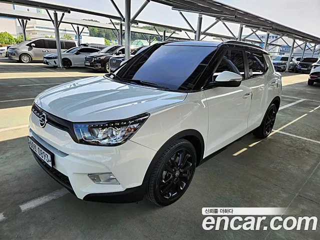 KGM Tivoli 2016 thumb 10