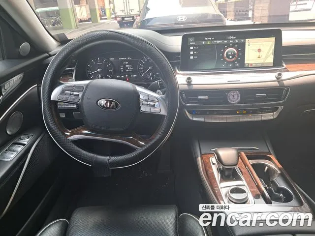 Kia K9 2018 thumb 11