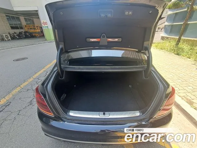 Kia K9 2018 thumb 8