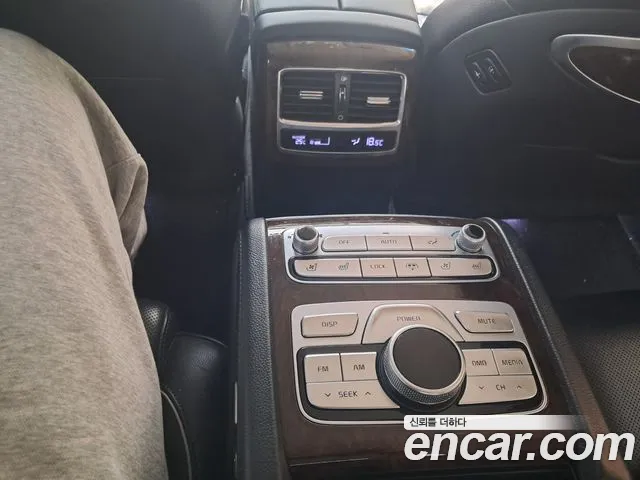 Kia K9 2018 thumb 4