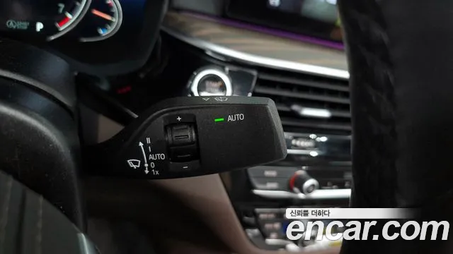 BMW 5 серии 2017 thumb 5
