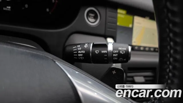 Land Rover Discovery Sport 2017 thumb 2