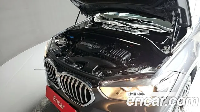 BMW X1 2022 thumb 4