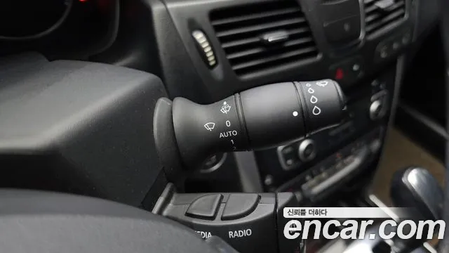 Renault SM5 2013 thumb 4