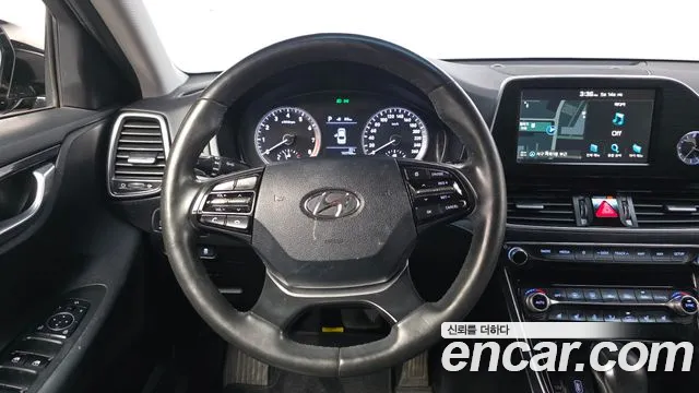 Hyundai Grandeur 2016 thumb 3