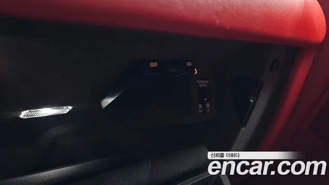 Porsche Macan 2017 thumb 11