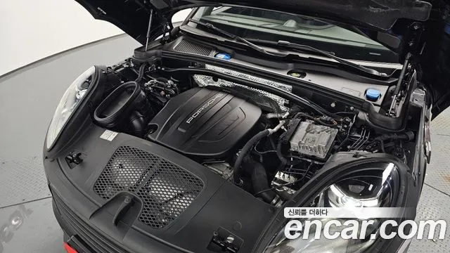 Porsche Macan 2019 thumb 11