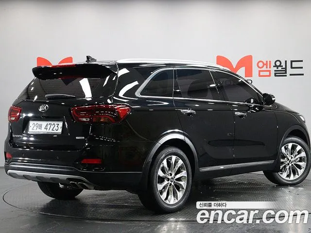 Kia Sorento 2017 thumb 11