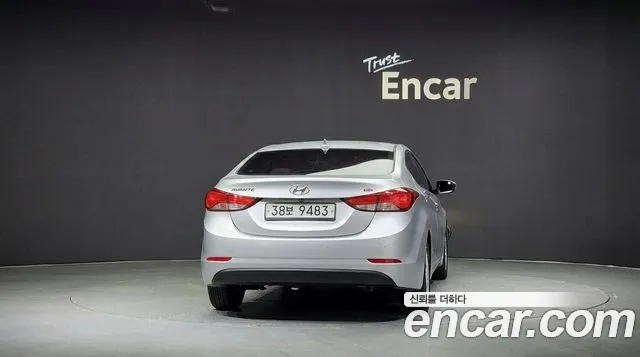 Hyundai Elantra 2015 thumb 10