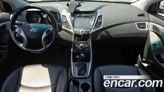 Hyundai Elantra 2015 thumb 2