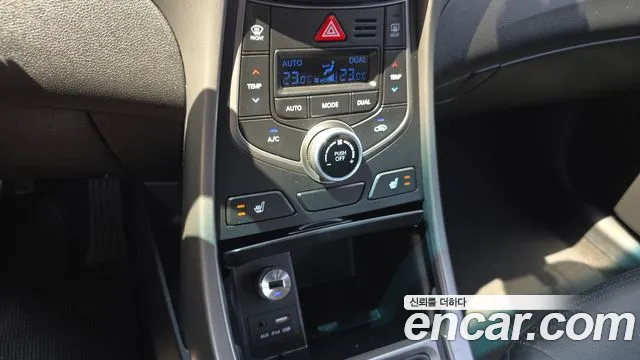 Hyundai Elantra 2015 thumb 5