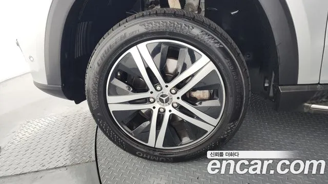 Mercedes-Benz E-Класс 2019 thumb 11