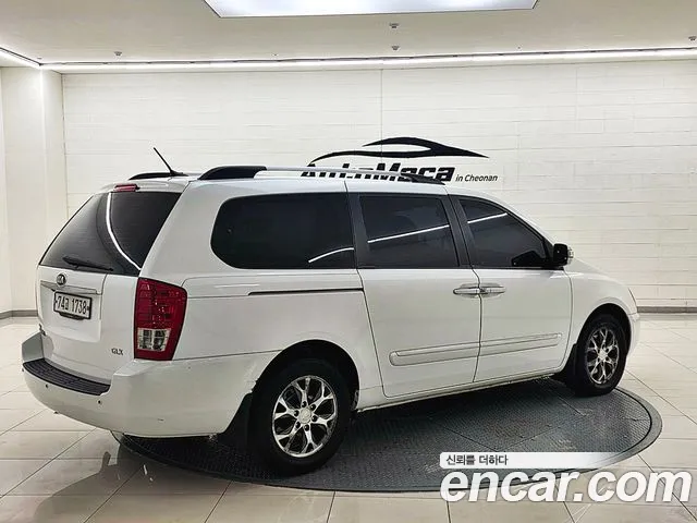 Kia Canival 2014 thumb 4