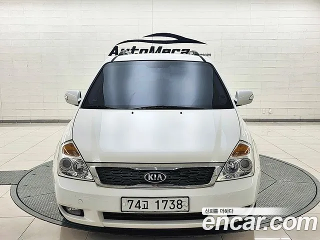 Kia Canival 2014 thumb 5