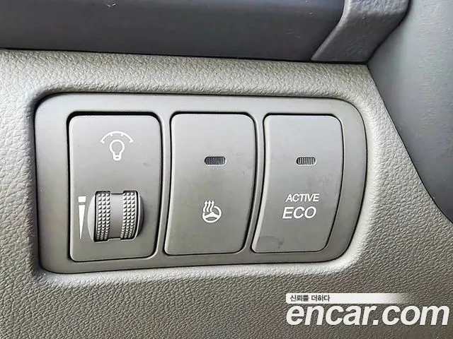 Kia Canival 2014 thumb 7