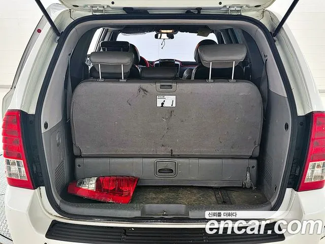 Kia Canival 2014 thumb 9