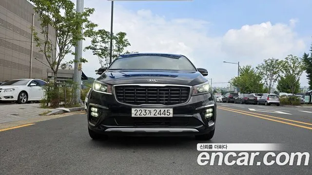 Kia Carnival 2020 thumb 8