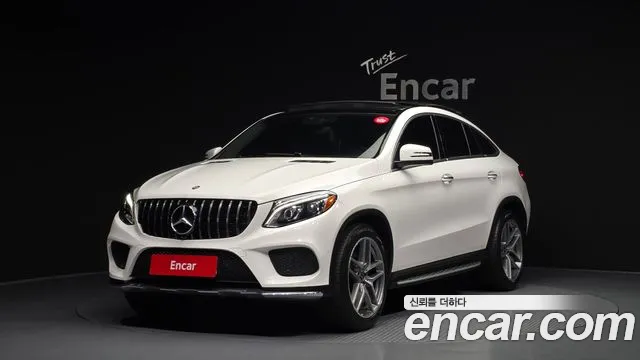 Mercedes-Benz GLE-Класс 2017 thumb 10