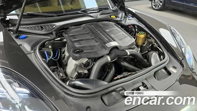 Porsche Panamera 2014 thumb 4