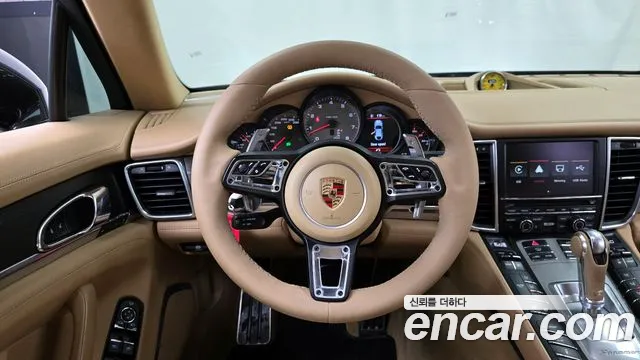Porsche Panamera 2014 thumb 7