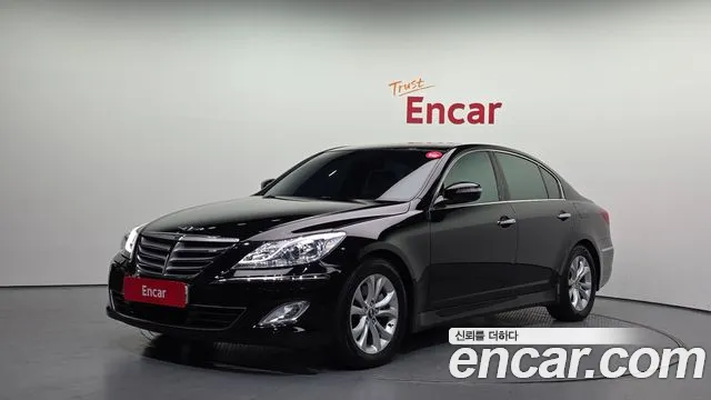 Hyundai Genesis 2013 thumb 2