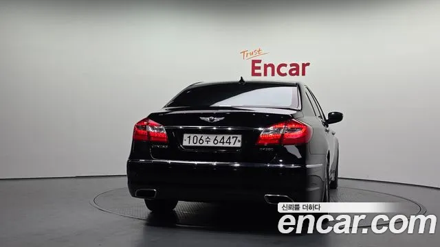Hyundai Genesis 2013 thumb 11