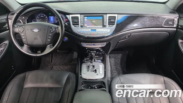 Hyundai Genesis 2013 thumb 4