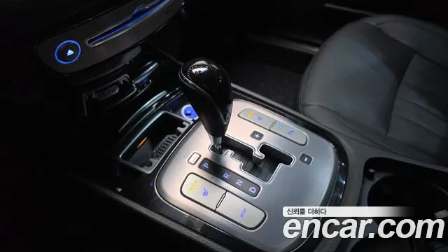 Hyundai Genesis 2013 thumb 10