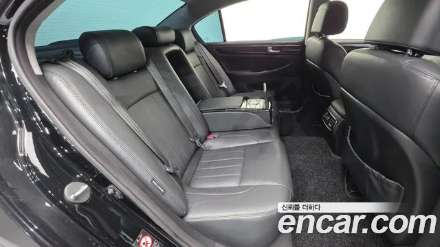 Hyundai Genesis 2013 thumb 12