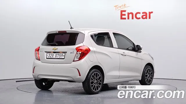 Chevrolet Spark 2016 thumb 4