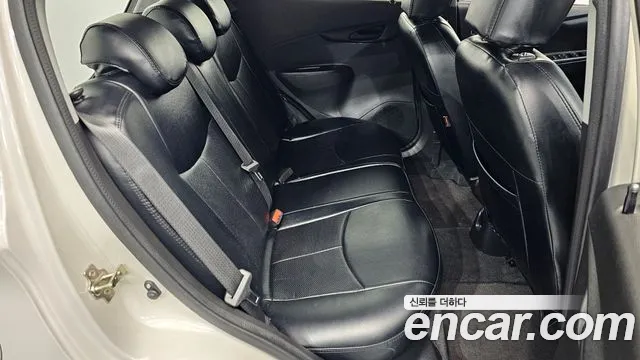 Chevrolet Spark 2016 thumb 2