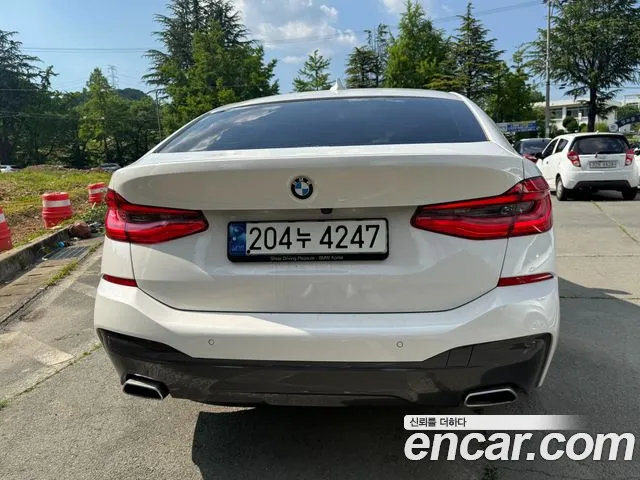 BMW 6 серии Gran Turismo 2023 thumb 8