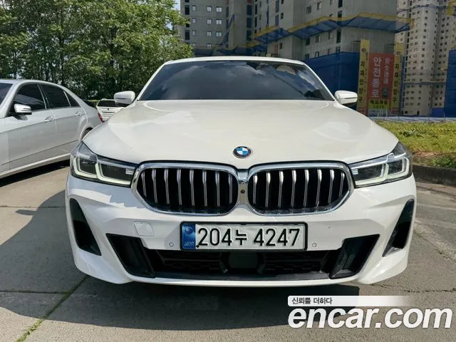 BMW 6 серии Gran Turismo 2023 thumb 10