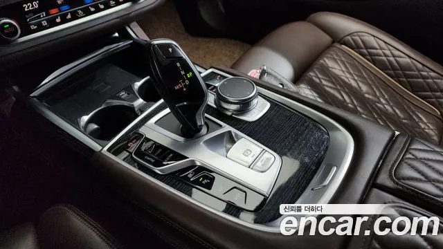 BMW 7 серии 2020 thumb 6