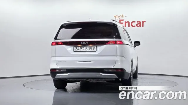 Kia Carnival 2022 thumb 4