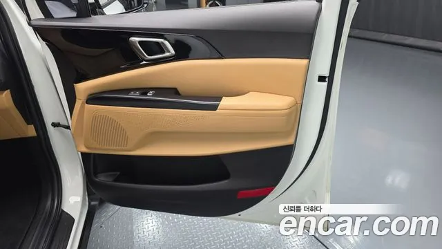 Kia Carnival 2022 thumb 6