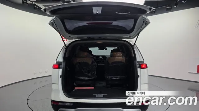 Kia Carnival 2022 thumb 7