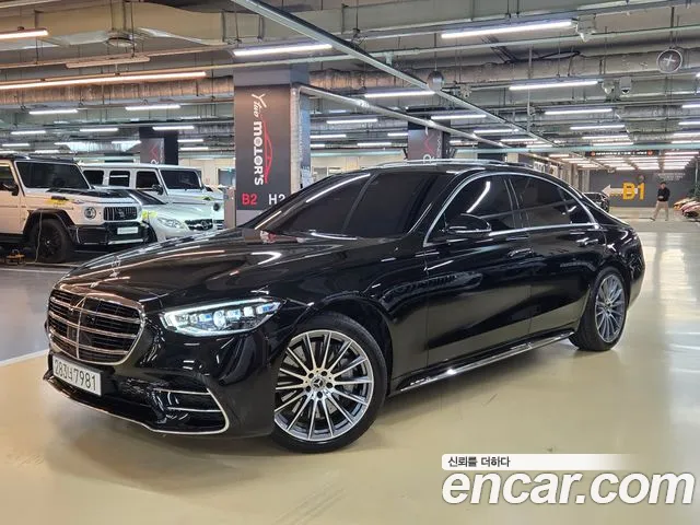 Mercedes-Benz S-Class 2025 thumb 9