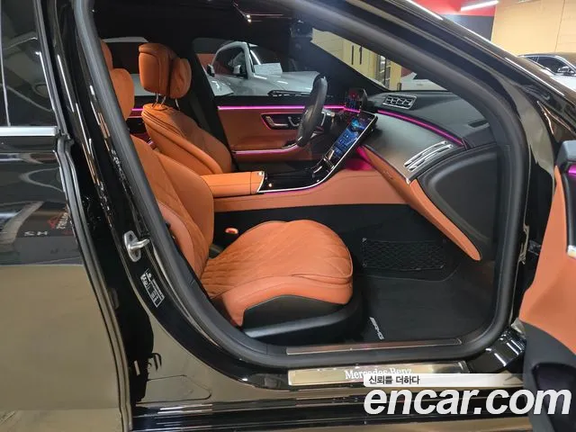 Mercedes-Benz S-Class 2025 thumb 6