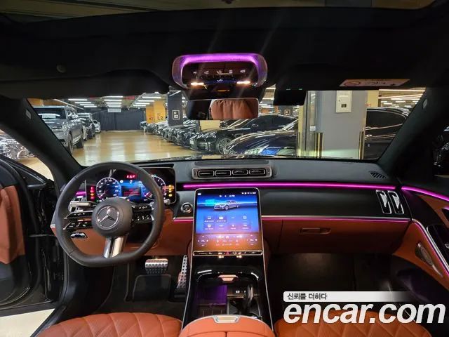 Mercedes-Benz S-Class 2025 thumb 12