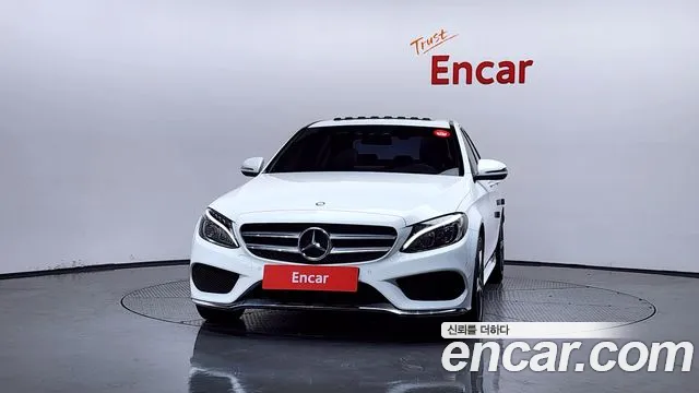 Mercedes-Benz C-Class 2016 thumb 10