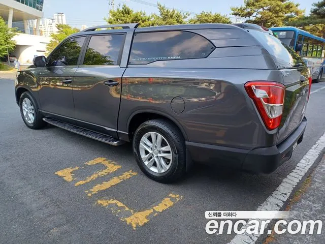 KGM Rexton 2019 thumb 3