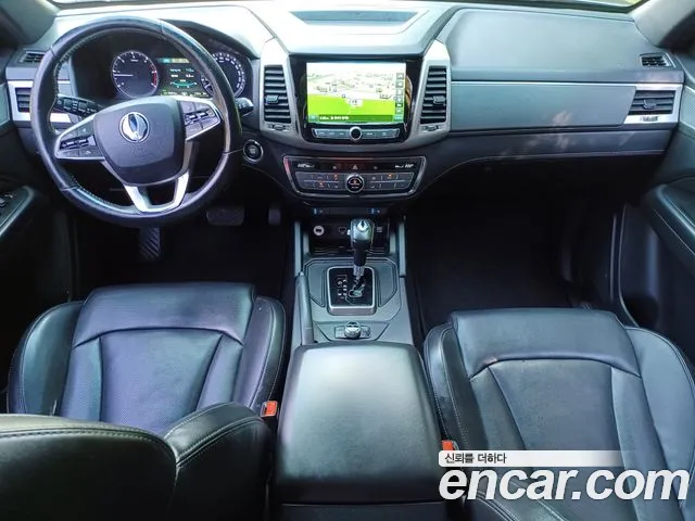 KGM Rexton 2019 thumb 8