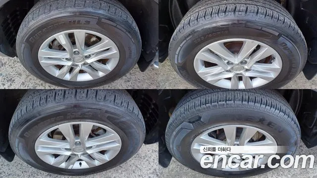 KGM Rexton 2019 thumb 6