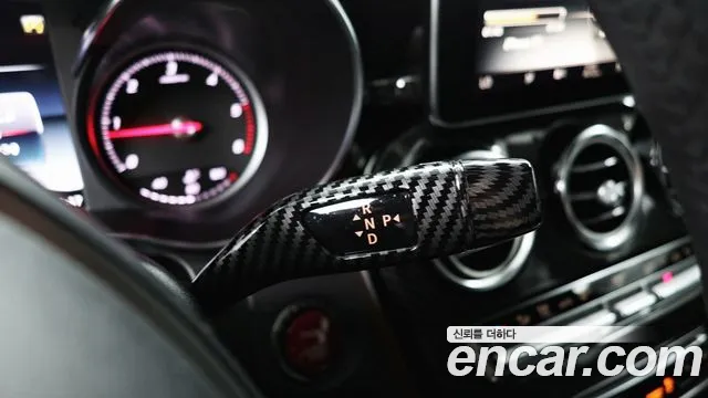 Mercedes-Benz GLC 2017 thumb 11